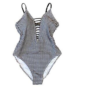 Time and Tru Black & White Gingham Check One-Piece Swimsuit L (12-14) 282G